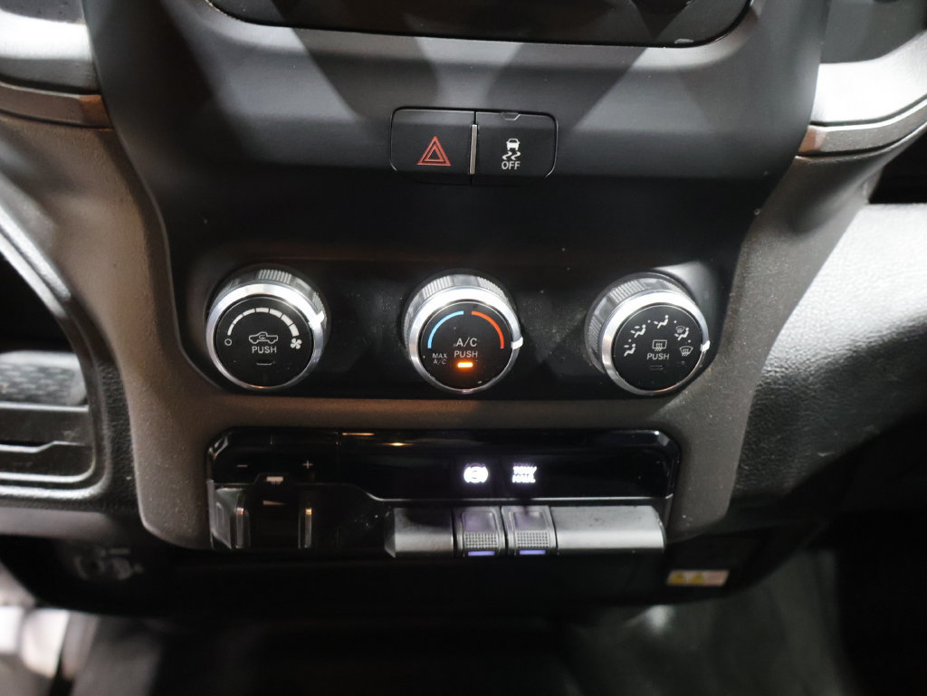 Certified 2022 RAM 3500 Tradesman AWD/4WD image 27