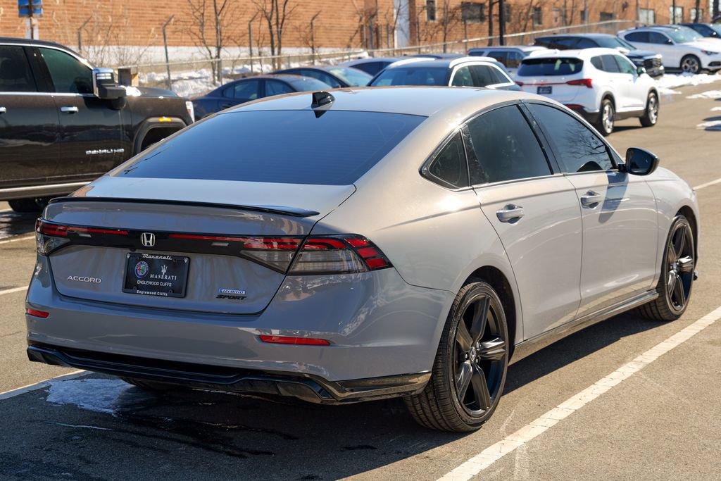 Used 2023 Honda Accord Sport image 7
