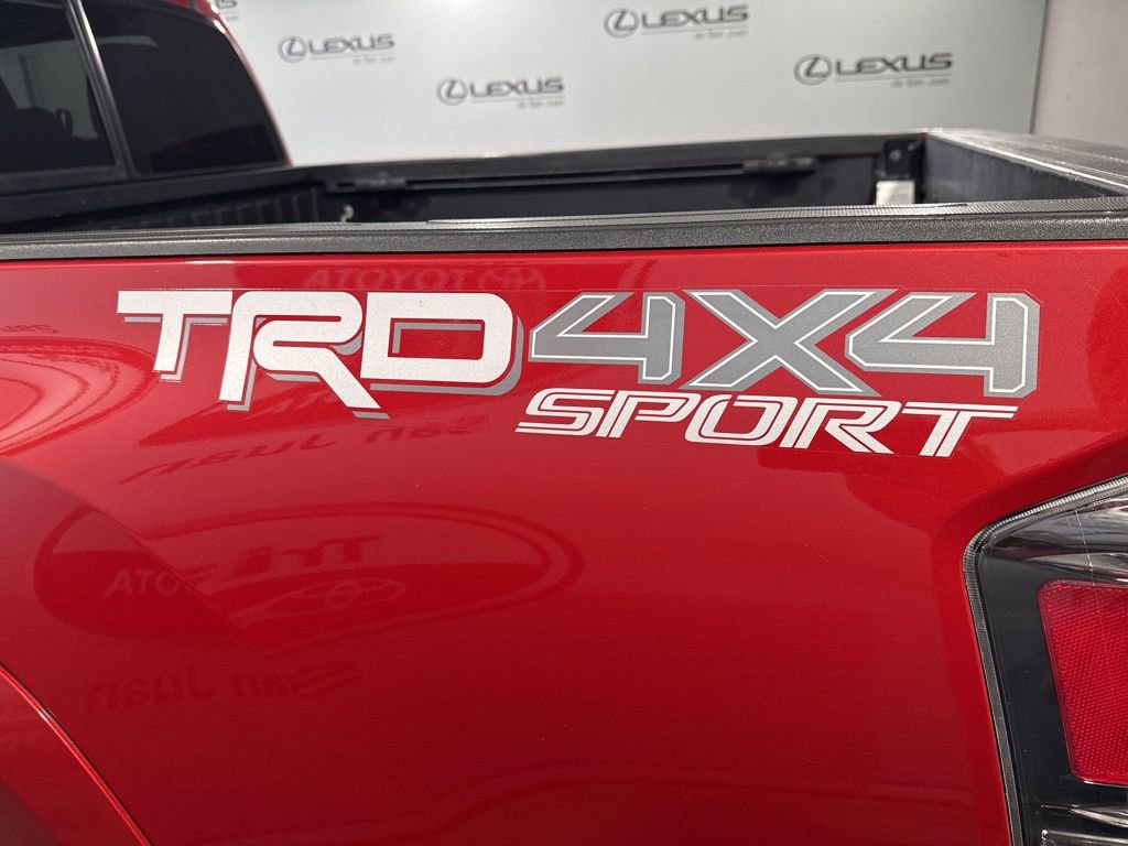 Used 2016 Toyota Tacoma SR image 17