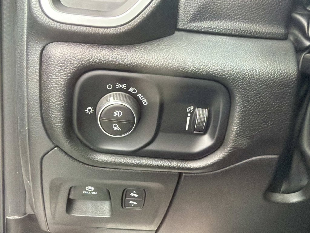 Used 2023 RAM 1500 Big Horn AWD/4WD image 24