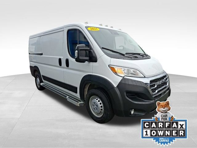 Used 2025 RAM ProMaster 2500 w/ U-Haul Equipment Group FWD video 1