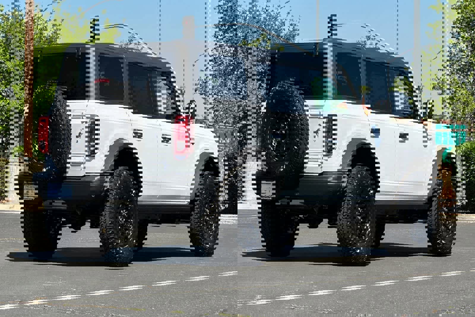 New 2026 Ford Bronco Big Bend w/ Black Diamond Package video 2