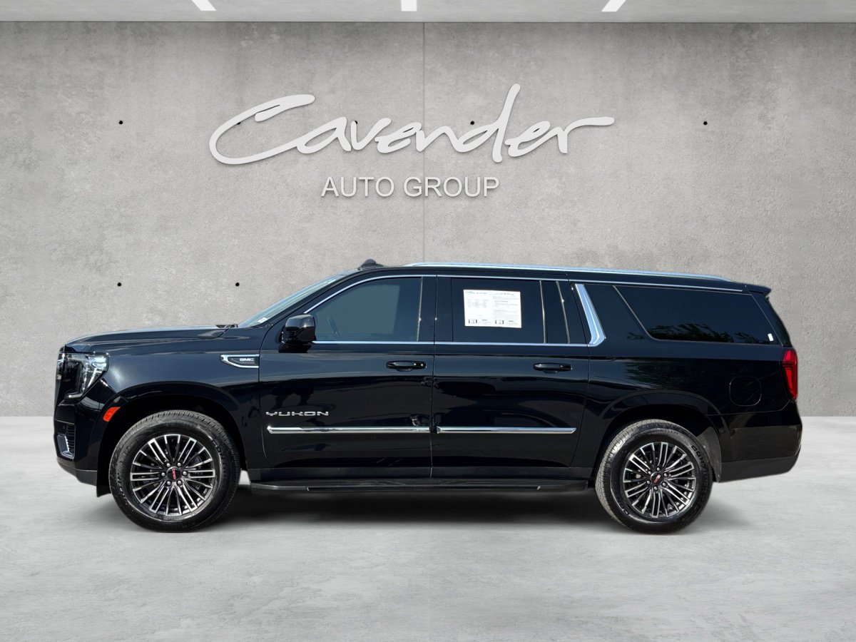 Used 2021 GMC Yukon XL SLE image 15