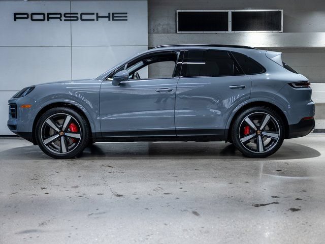 New 2026 Porsche Cayenne S AWD/4WD image 2