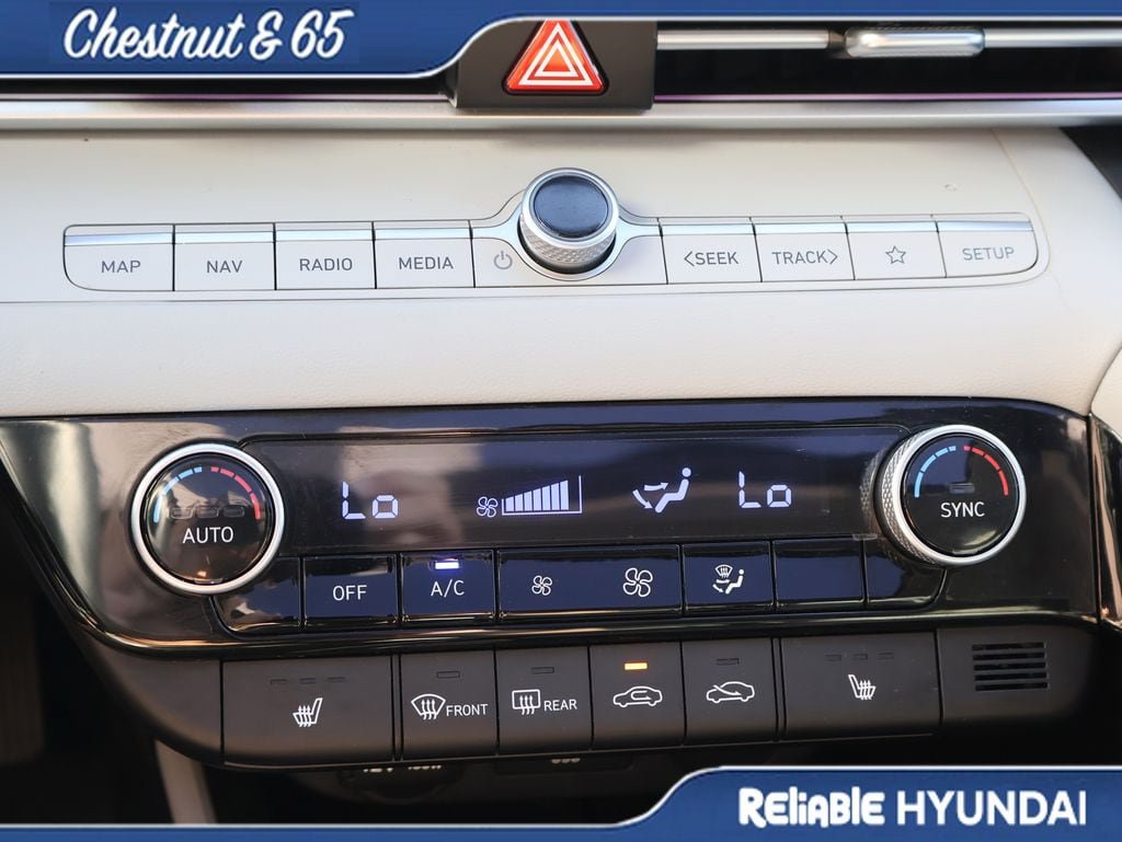 Certified 2024 Hyundai Elantra Limited FWD image 36
