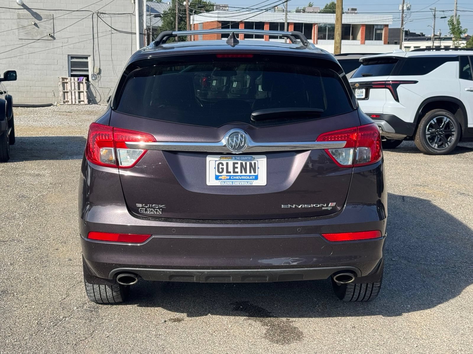 Used 2017 Buick Envision Premium w/ LPO, Hit The Road Package AWD/4WD image 5