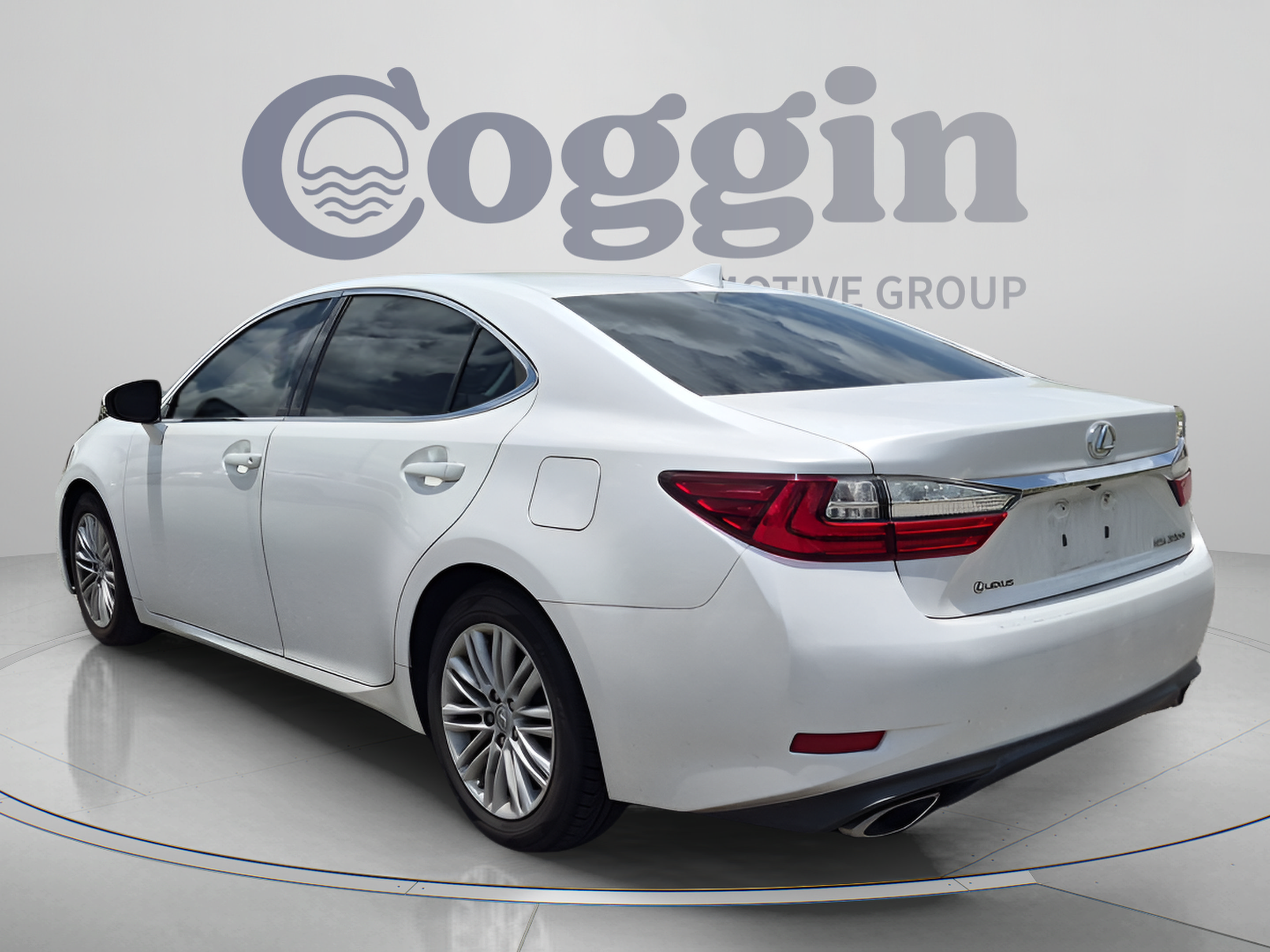 Used 2017 Lexus ES 350 FWD image 3