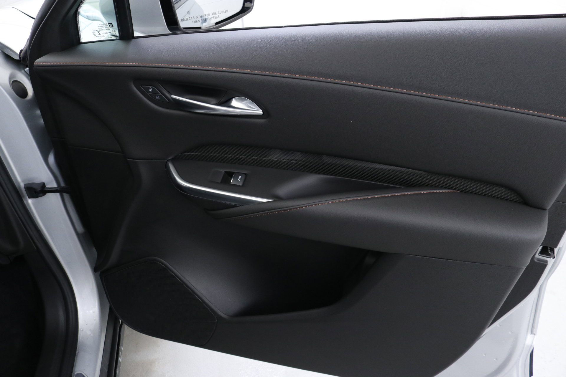 Used 2022 Cadillac XT4 Sport w/ Cold Weather Package image 33