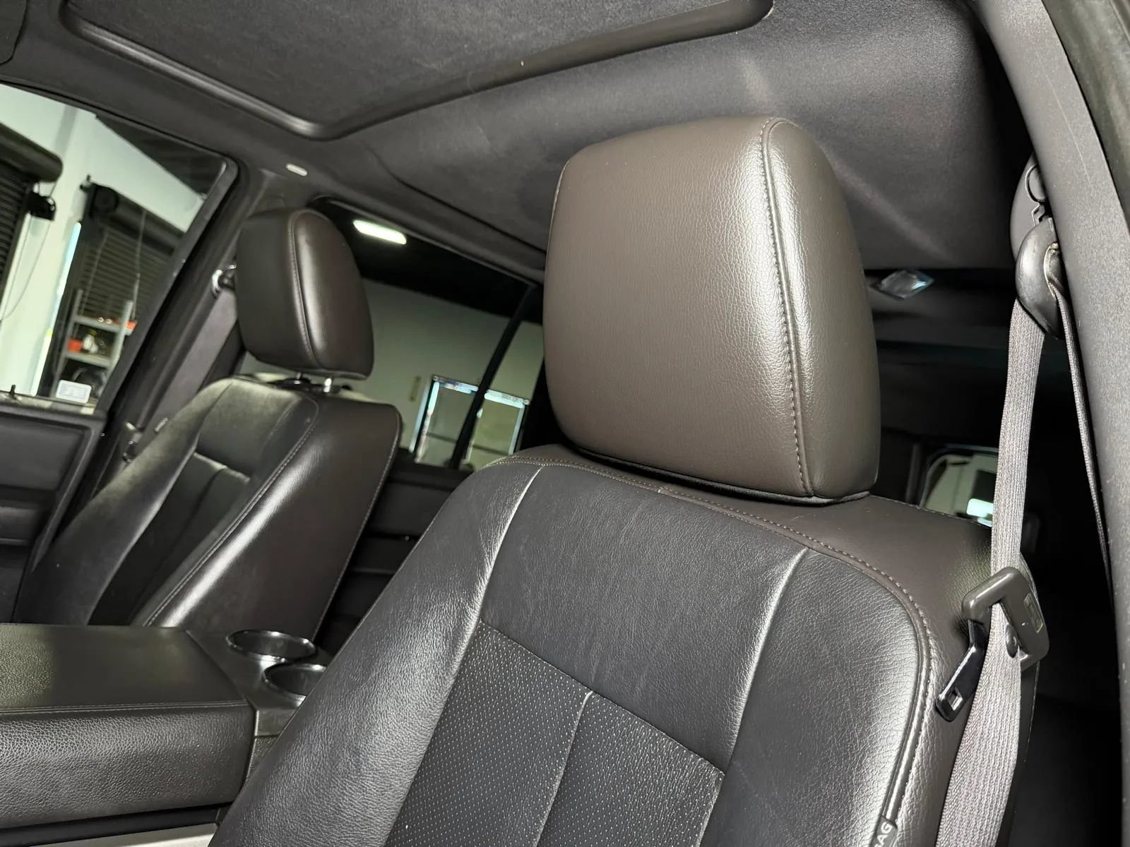 Used 2014 Ford Expedition EL Limited w/ Equipment Group 301A RWD image 32