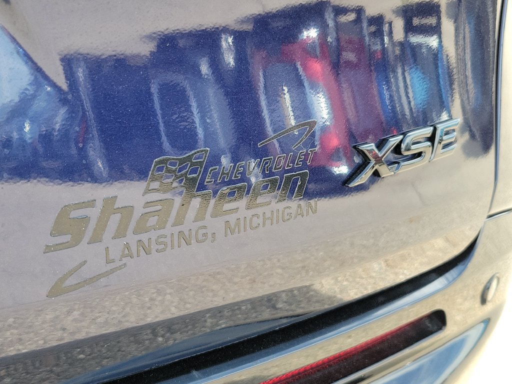 Used 2025 Toyota Sienna XSE FWD image 41