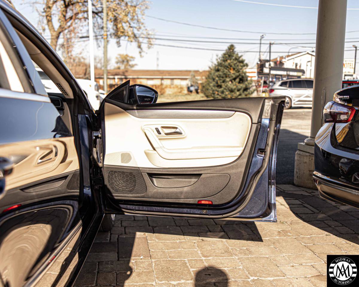 Used 2015 Volkswagen CC R-Line FWD image 37