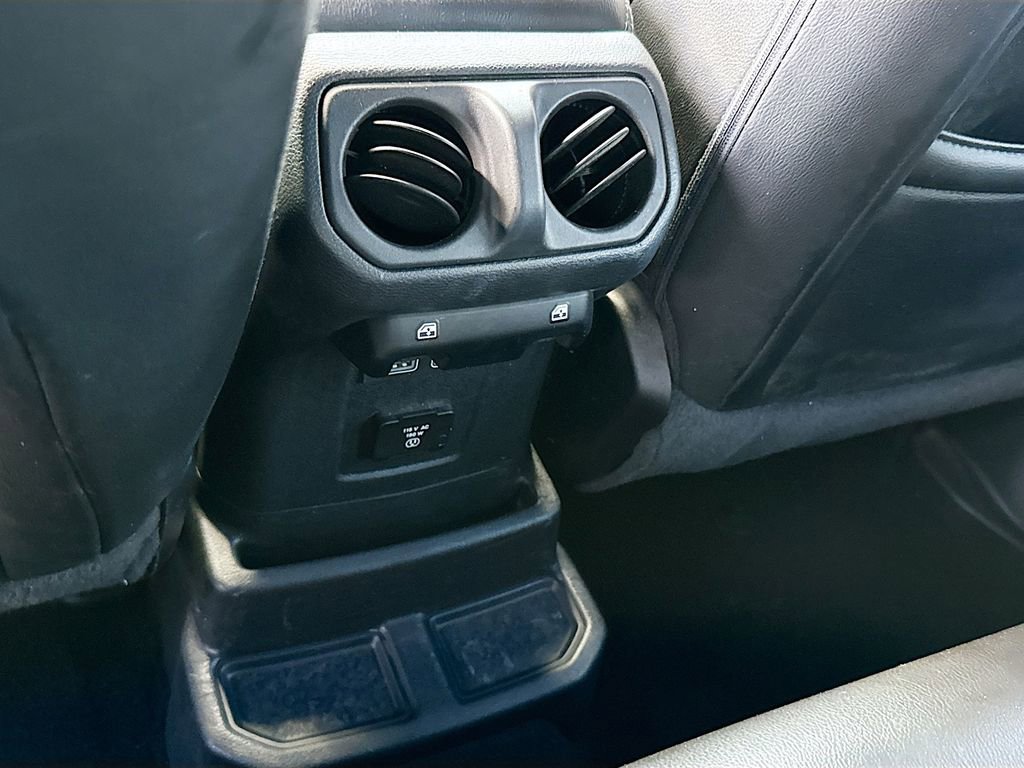 Used 2021 Jeep Wrangler Unlimited Sahara w/ Cold Weather Group image 28