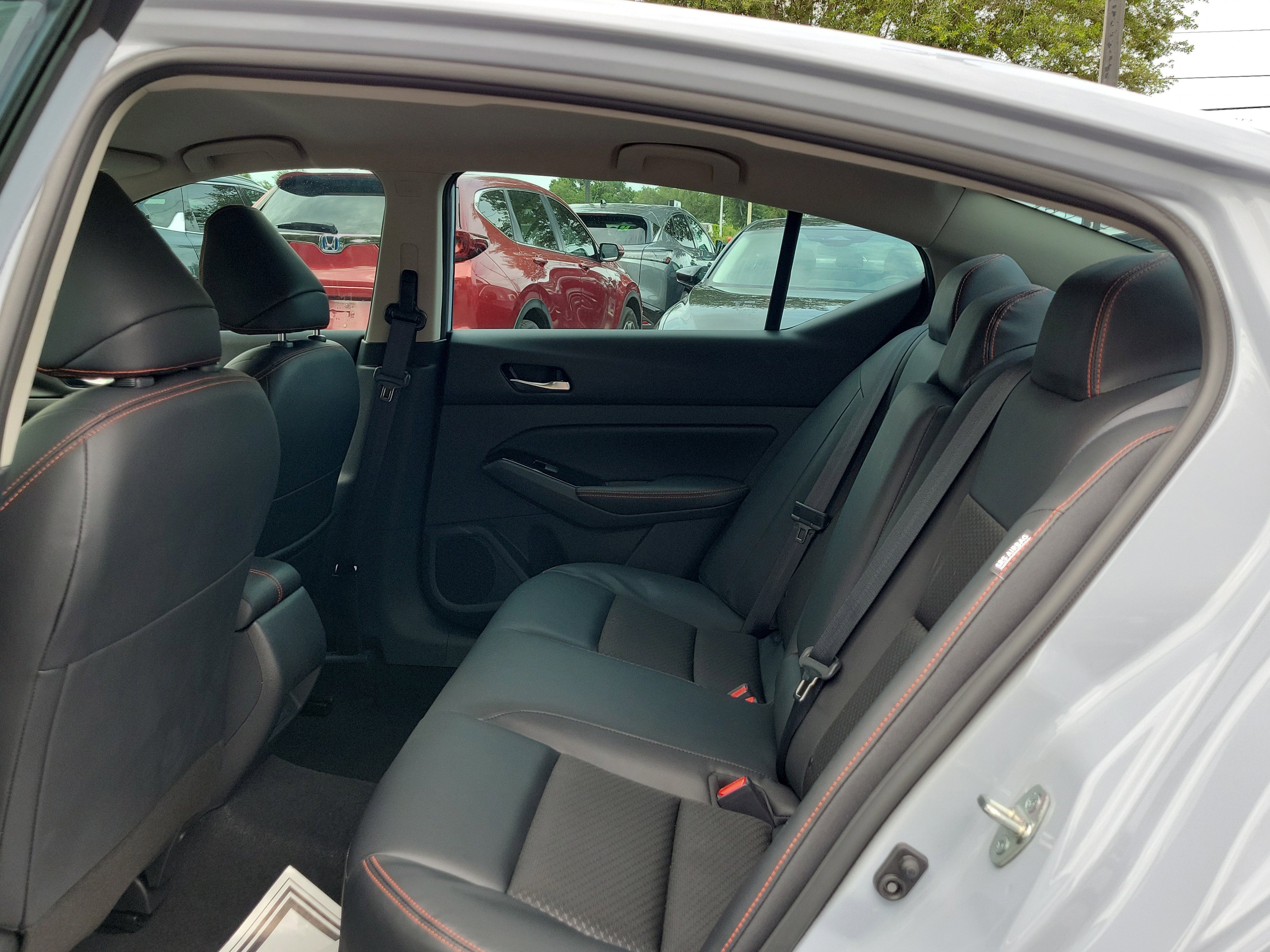 Certified 2023 Nissan Altima 2.5 SR FWD image 12