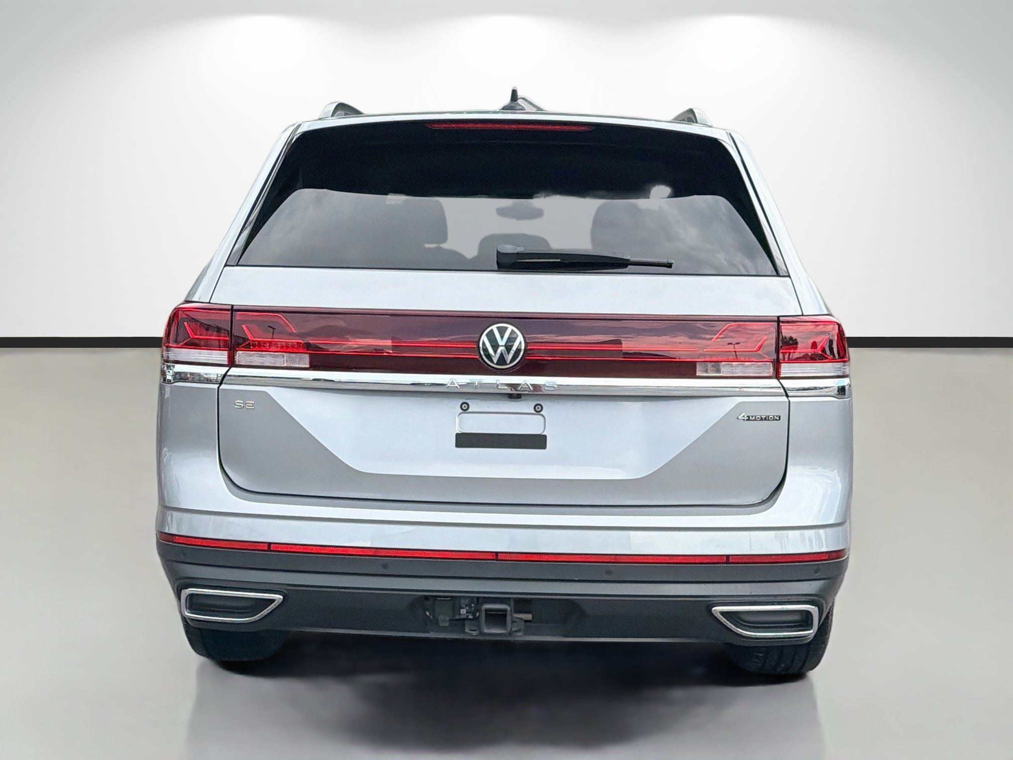 Used 2024 Volkswagen Atlas SE AWD/4WD image 4
