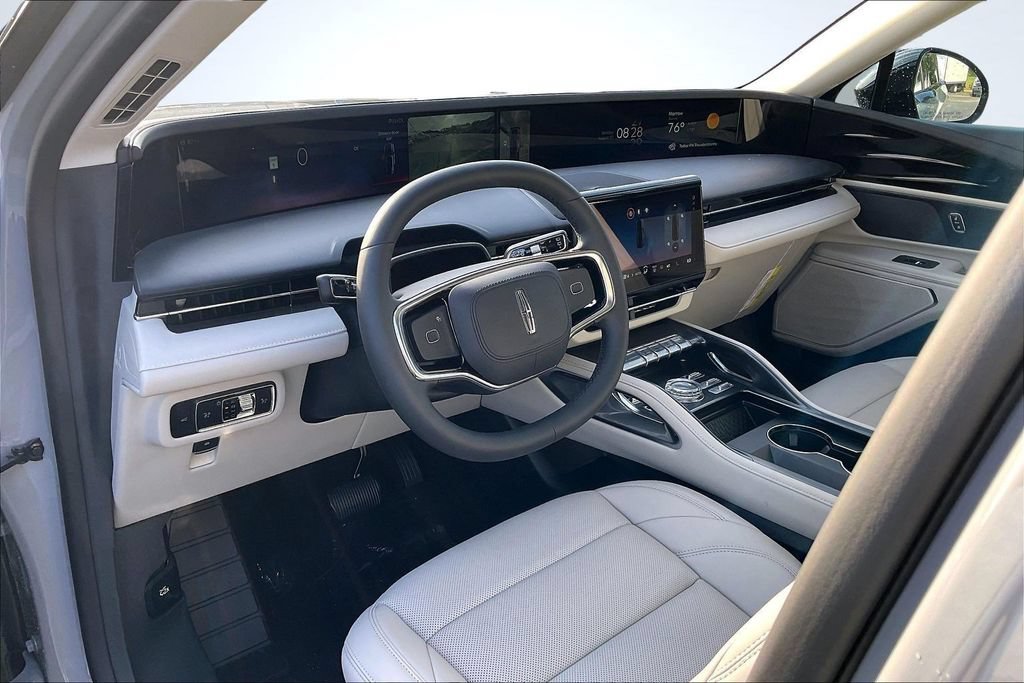 New 2026 Lincoln Nautilus Premier AWD/4WD image 7