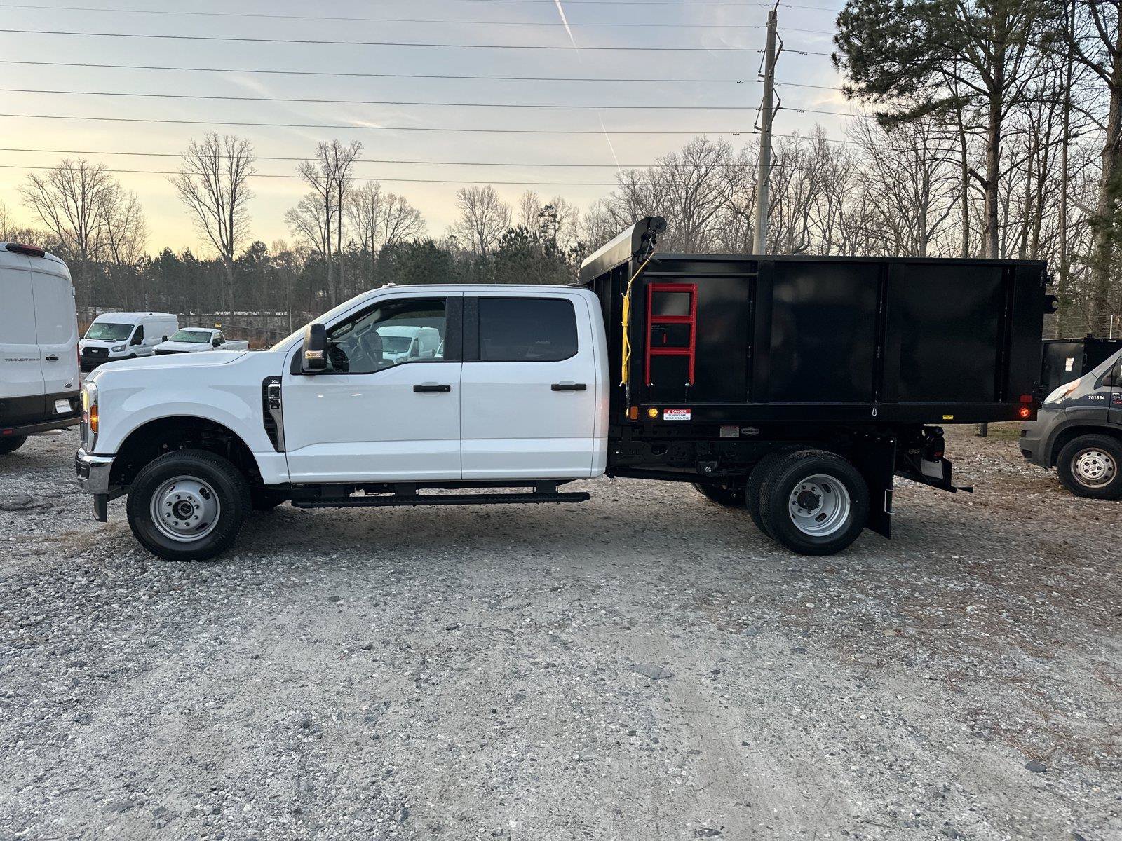 New 2026 Ford F350 XL w/ XL Chrome Package AWD/4WD image 4