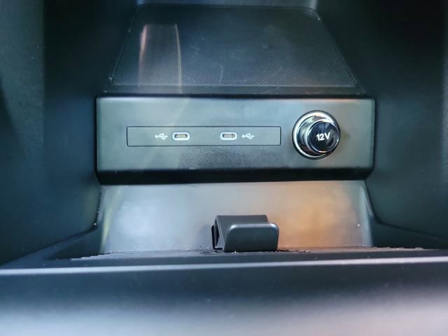 Used 2023 Audi Q4 e-tron Prestige image 30