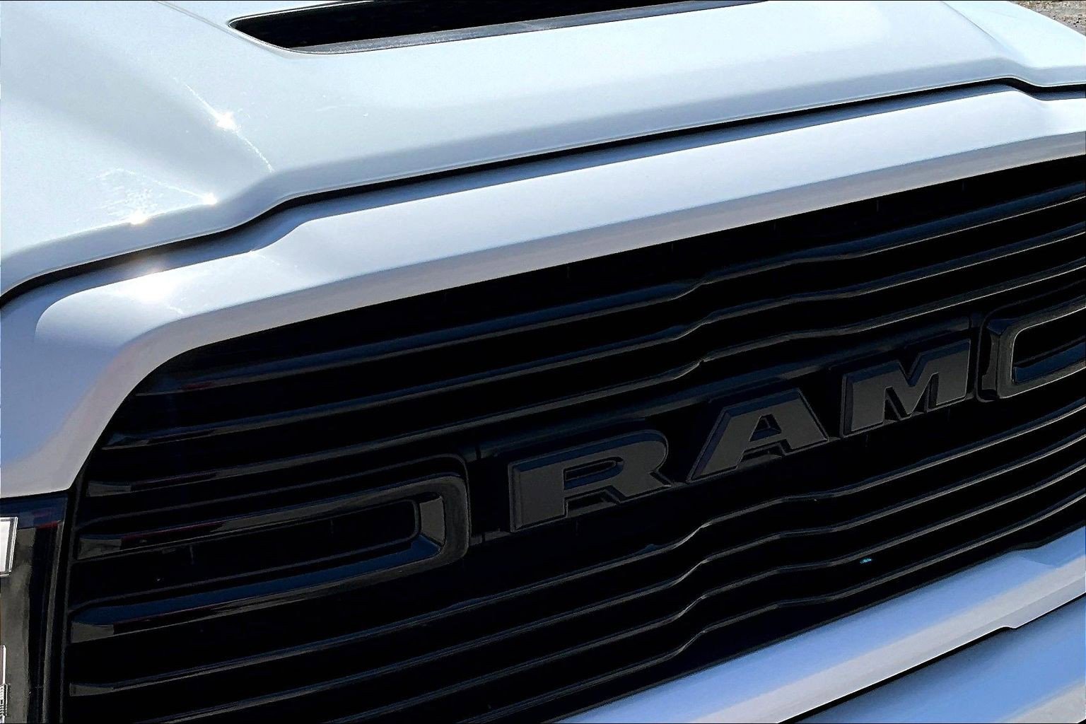 Used 2024 RAM 3500 Laramie w/ Night Edition AWD/4WD image 34