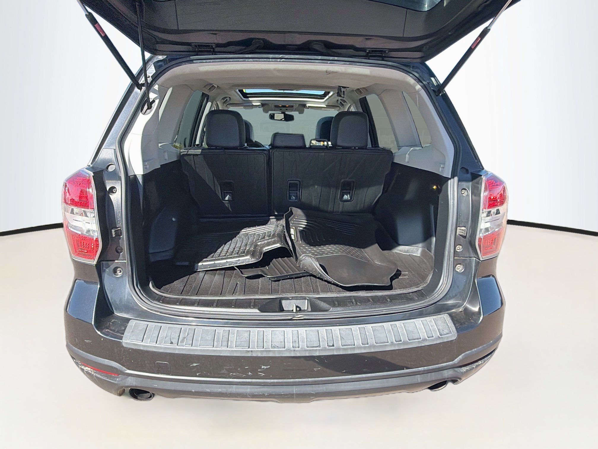 Used 2016 Subaru Forester 2.0XT Touring w/ Eyesight & Navigation System AWD/4WD image 30
