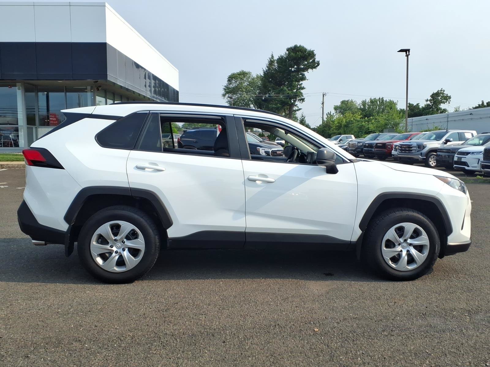 Used 2019 Toyota RAV4 LE w/ All Weather Liner Package AWD/4WD image 2