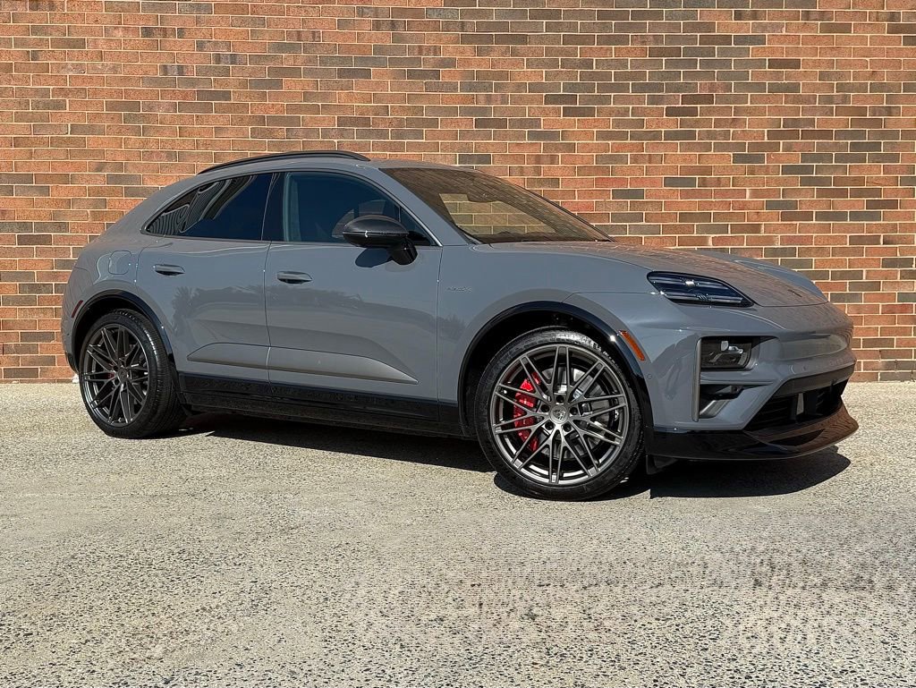 New 2025 Porsche Macan Turbo Electric image 9