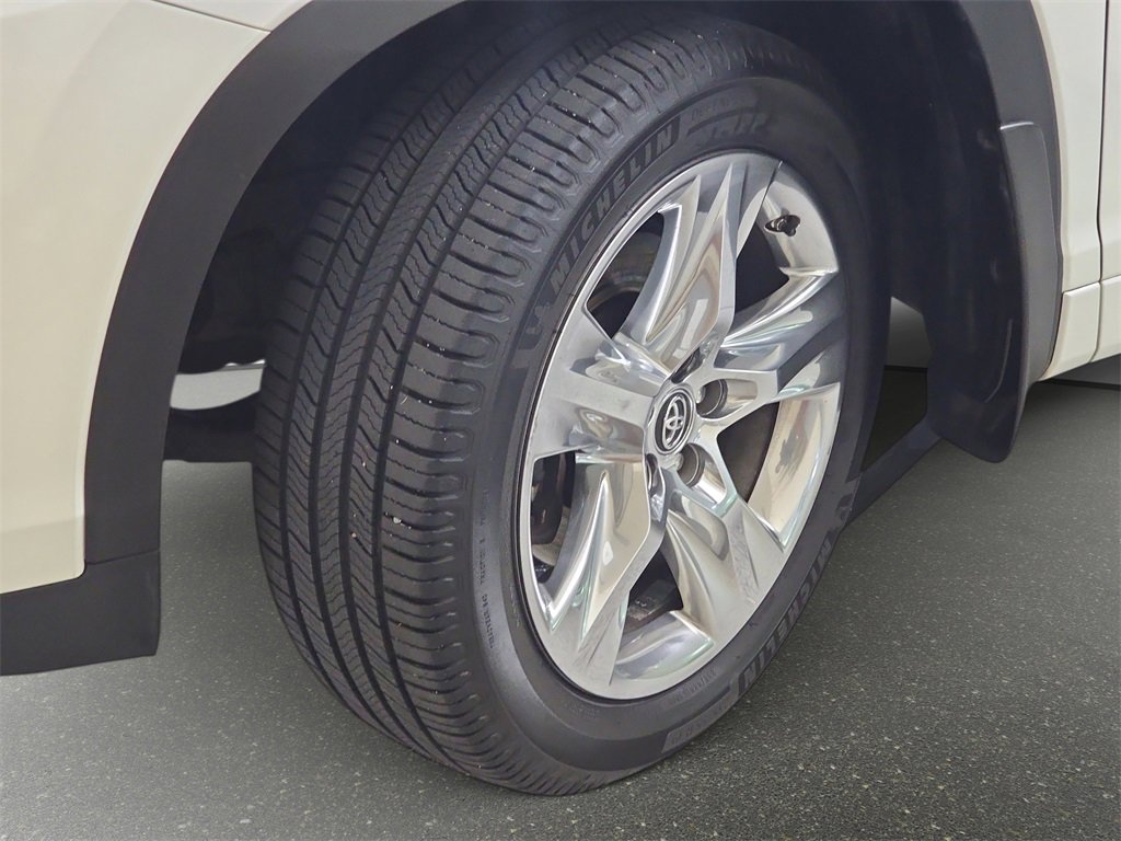 Used 2019 Toyota Highlander Limited image 36