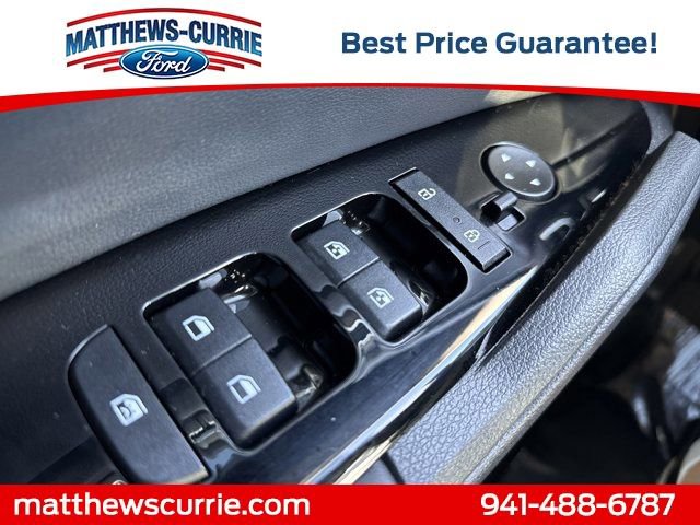 Used 2024 Kia Sportage EX image 24