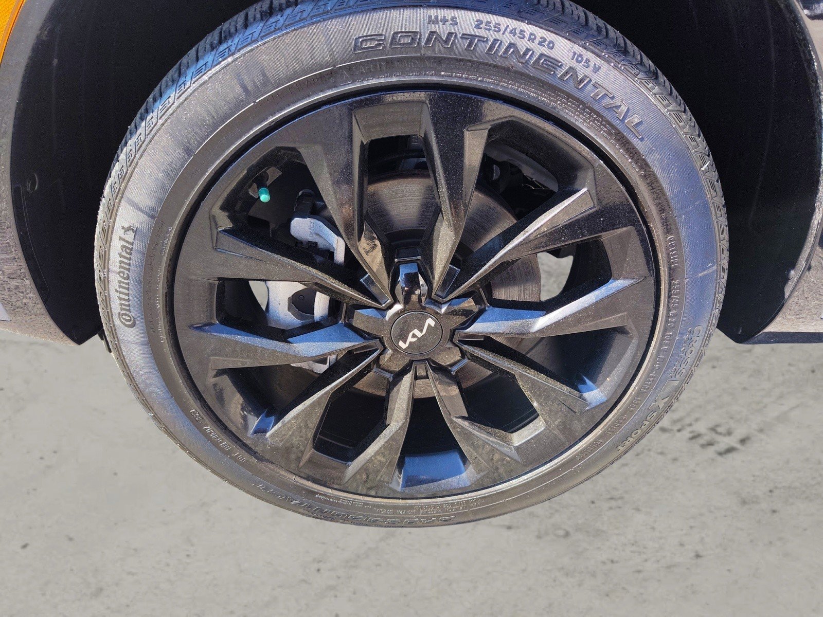 Used 2023 Kia Sorento SX image 9