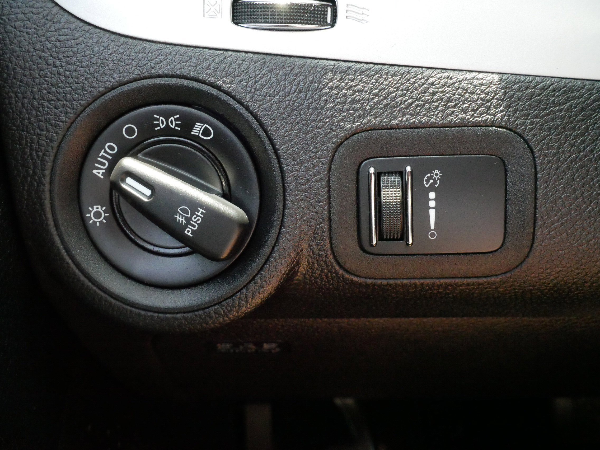 Used 2013 Dodge Journey Crew w/ Flexible Seating Group AWD/4WD image 27
