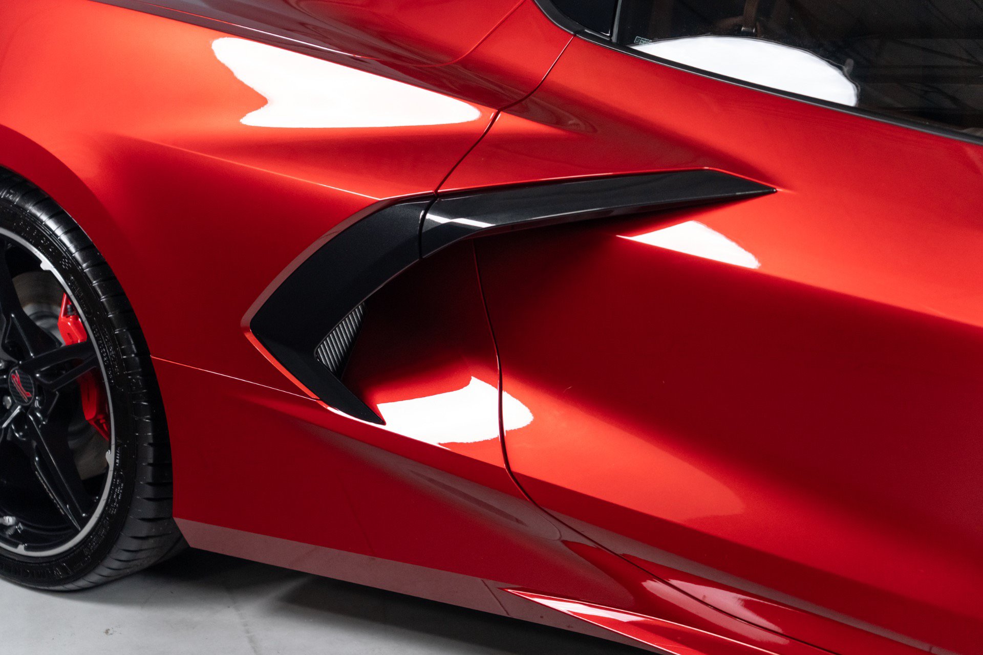 Used 2023 Chevrolet Corvette Stingray Premium Conv w/ Z51 Performance Package RWD image 75