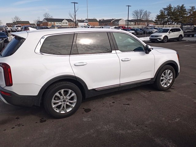 Used 2022 Kia Telluride LX image 2