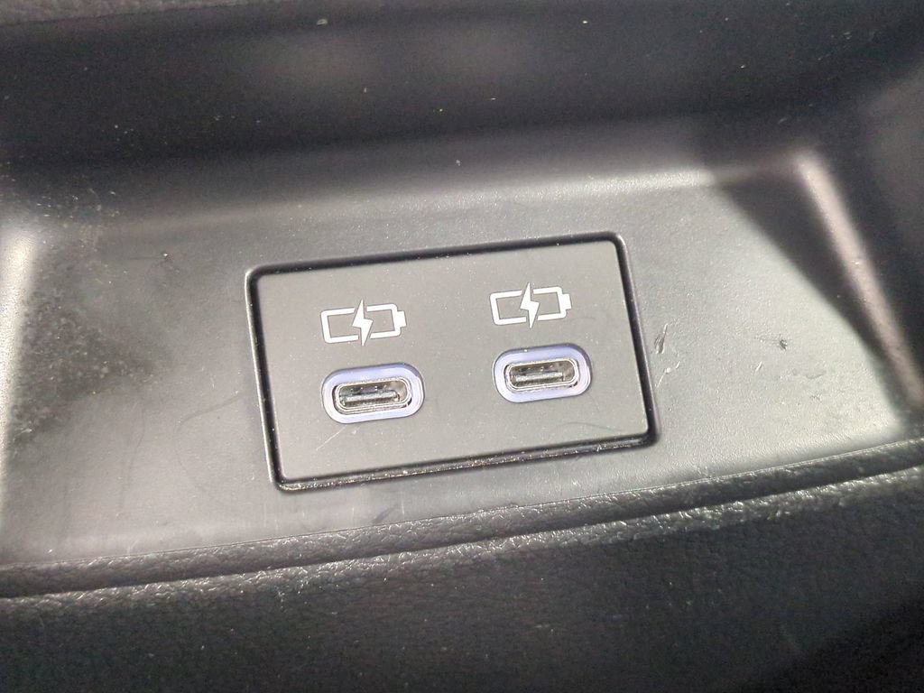 Used 2025 Toyota Corolla LE FWD image 20