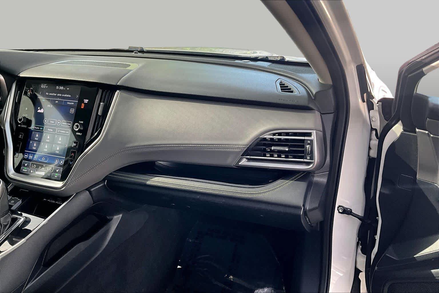 Used 2023 Subaru Outback Onyx Edition AWD/4WD image 18