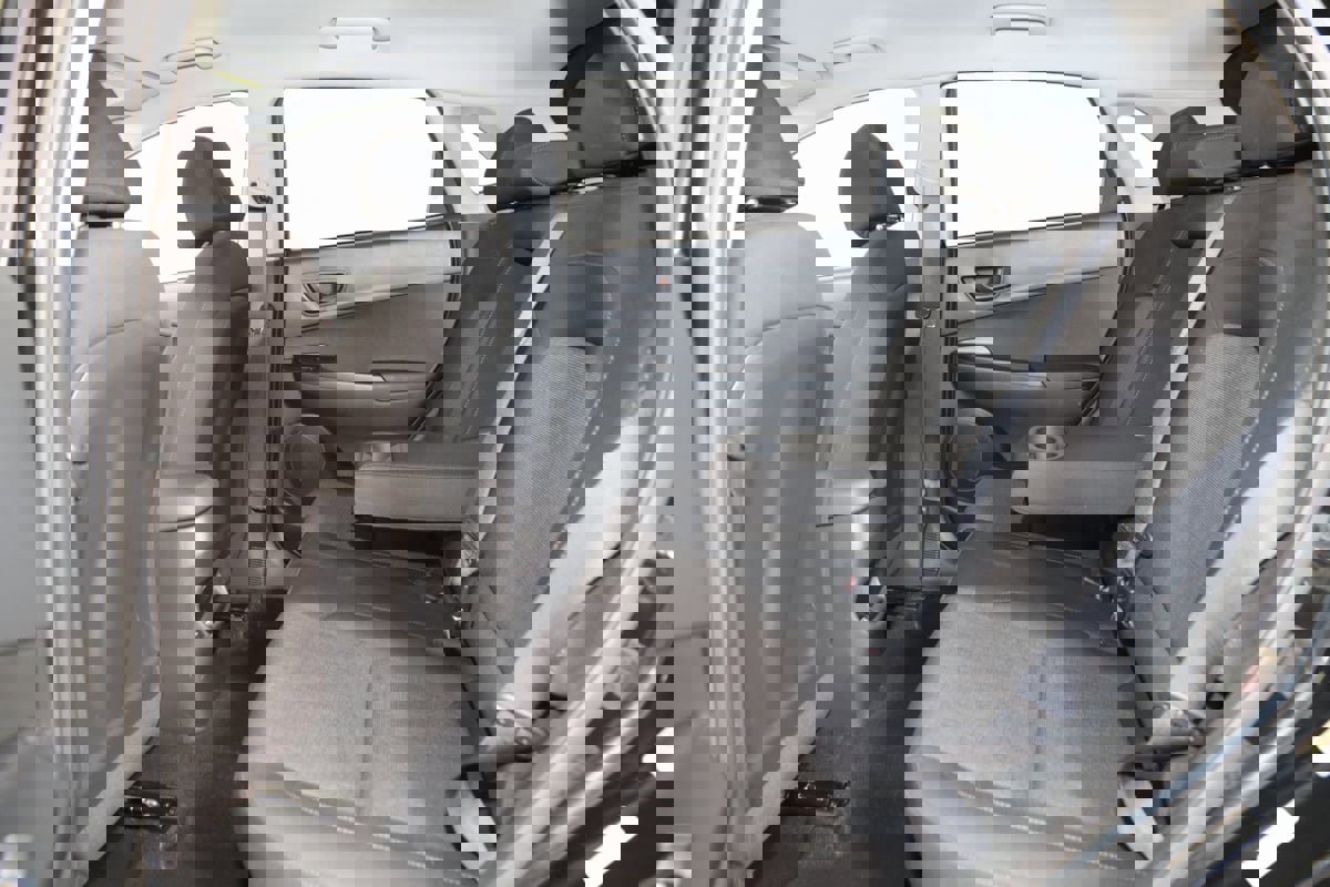 Used 2023 Hyundai Kona SEL w/ Cargo Package image 44