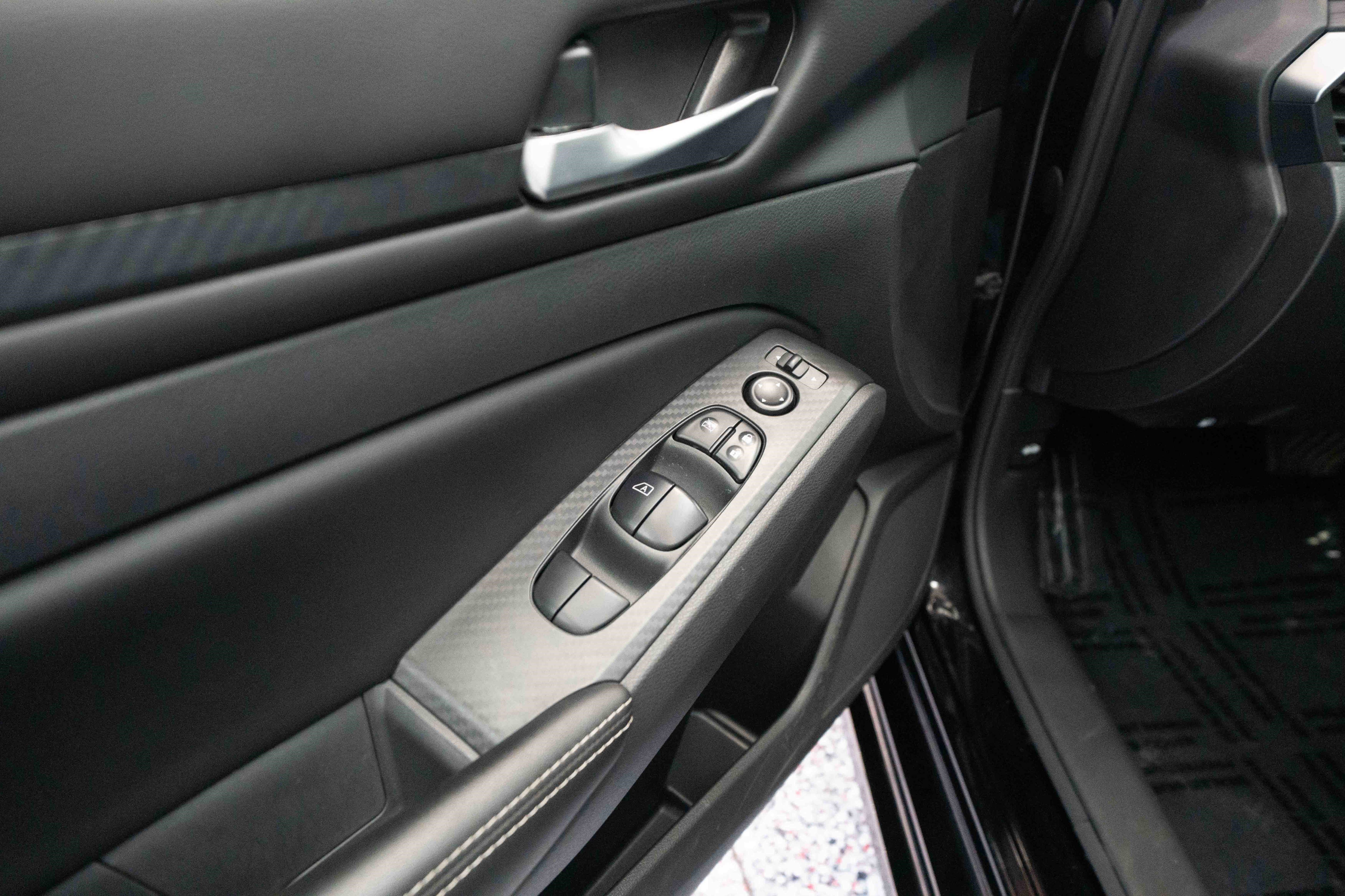 Used 2024 Nissan Altima 2.5 SV w/ SV Premium Package image 7