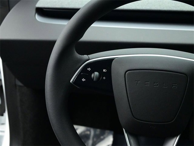 Used 2025 Tesla Model 3 Long Range image 4