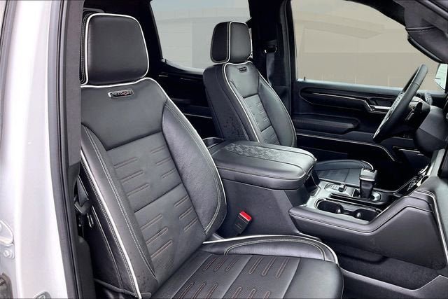 Certified 2025 GMC Sierra 1500 AT4X AWD/4WD image 7