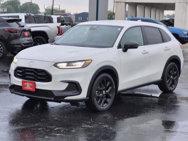 Used 2024 Honda HR-V Sport image 3