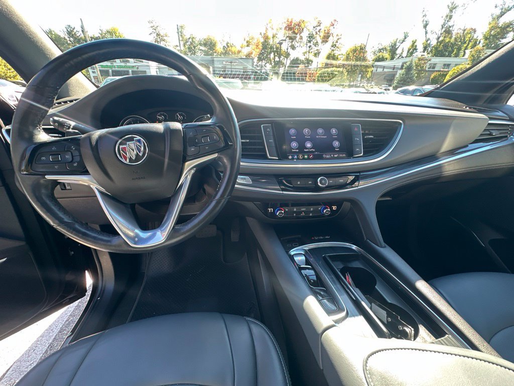Used 2024 Buick Enclave Essence w/ Experience Buick Package AWD/4WD image 26