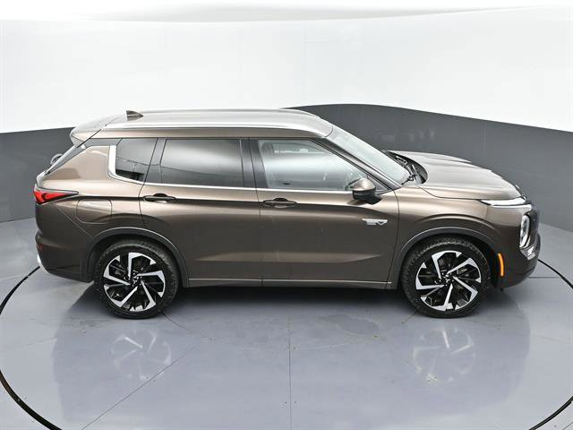 Used 2023 Mitsubishi Outlander SEL AWD/4WD image 46