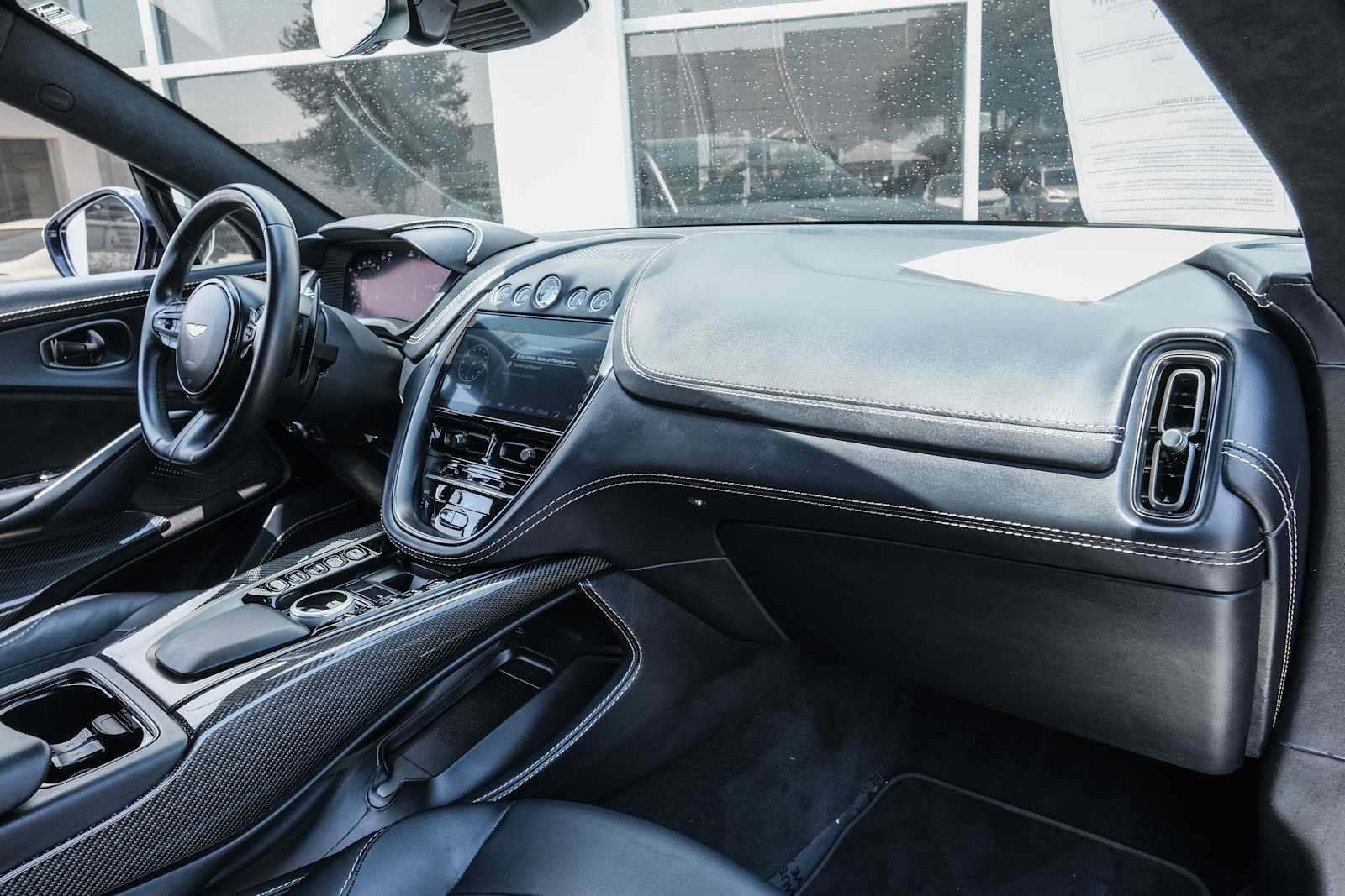 Used 2023 Aston Martin DBX AWD/4WD image 23