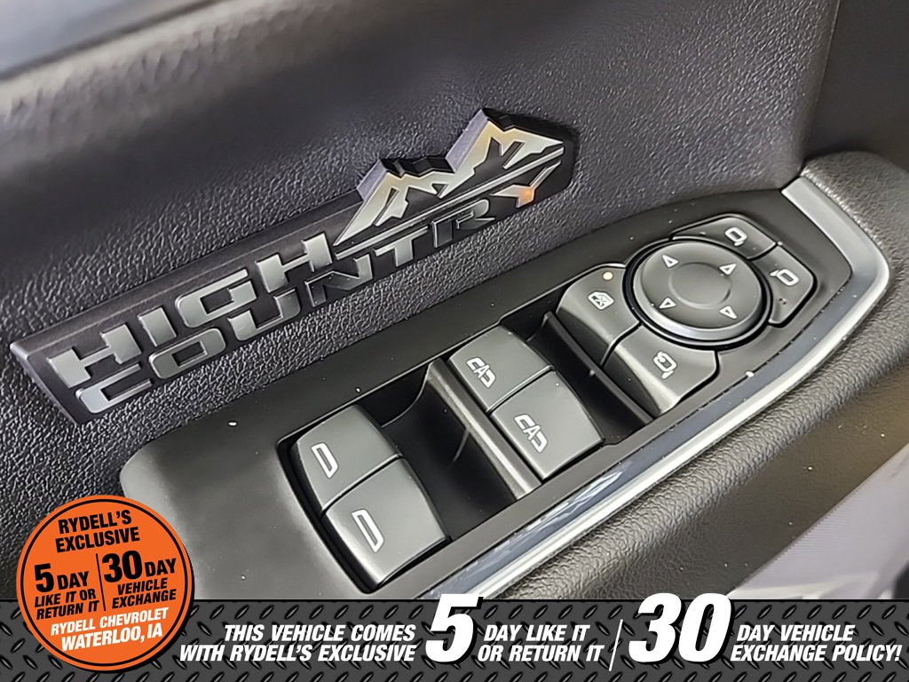 Certified 2023 Chevrolet Silverado 1500 High Country w/ Technology Package image 37