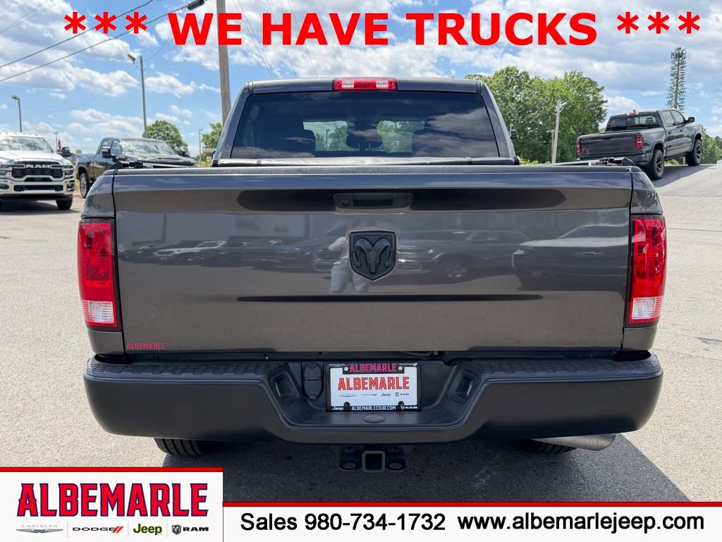 Used 2022 RAM 1500 Classic Tradesman RWD image 4