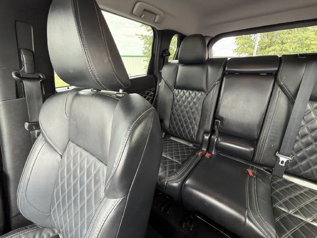 Used 2022 Mitsubishi Outlander SEL AWD/4WD image 12