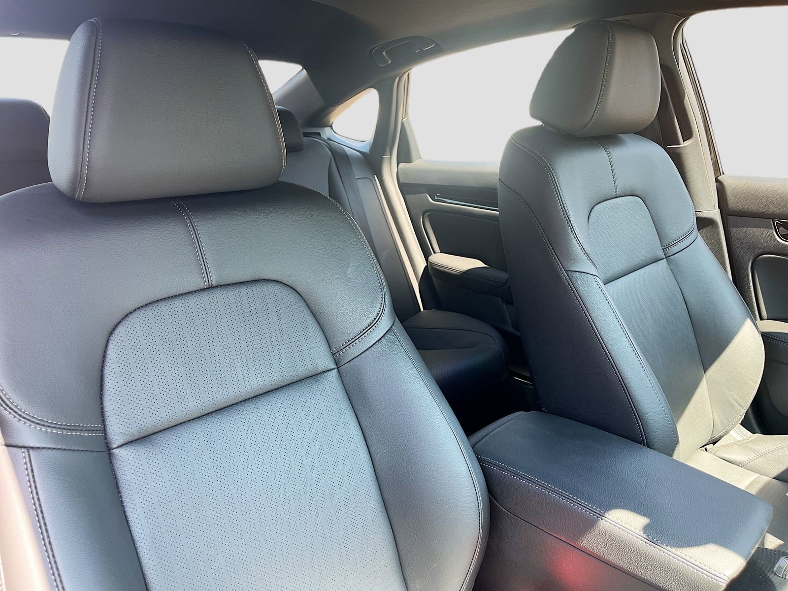 Used 2025 Honda Civic Sport image 29