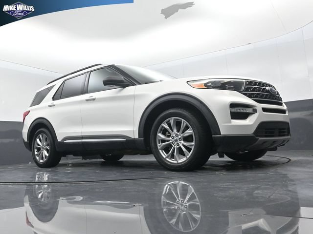 Used 2020 Ford Explorer XLT w/ Equipment Group 202A RWD image 9