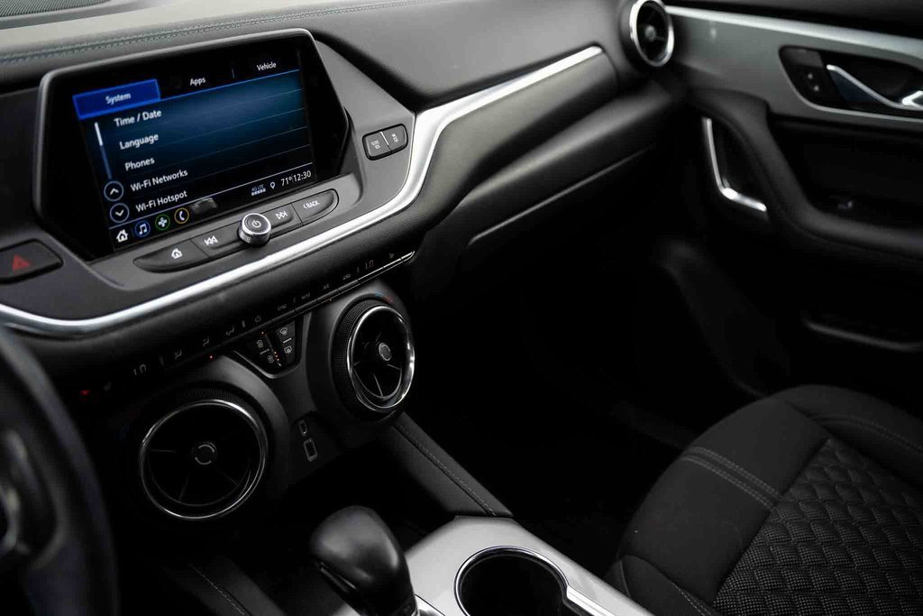 Used 2019 Chevrolet Blazer LT image 18