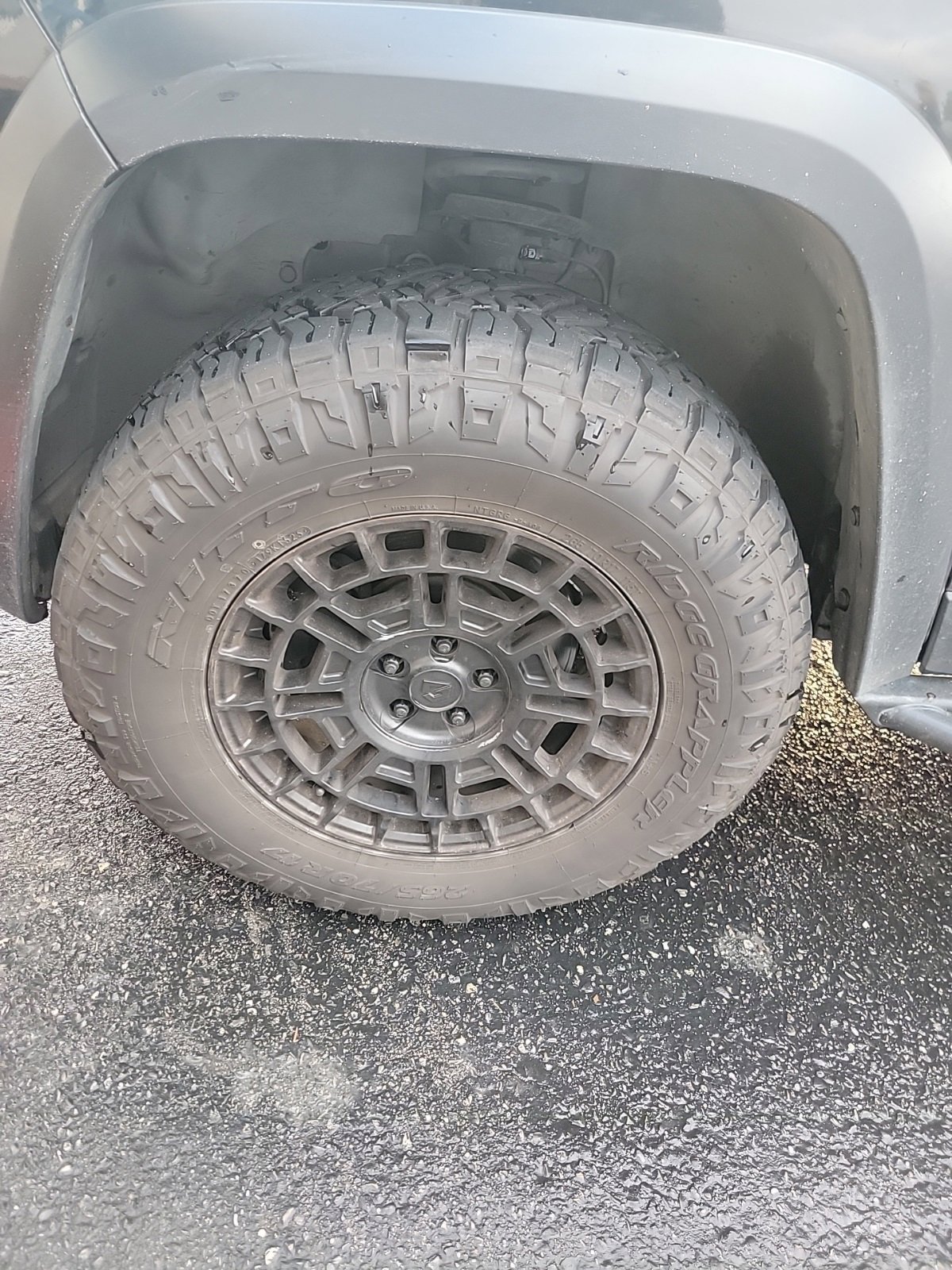 Used 2018 Jeep Cherokee Trailhawk w/ Comfort/Convenience Group image 11