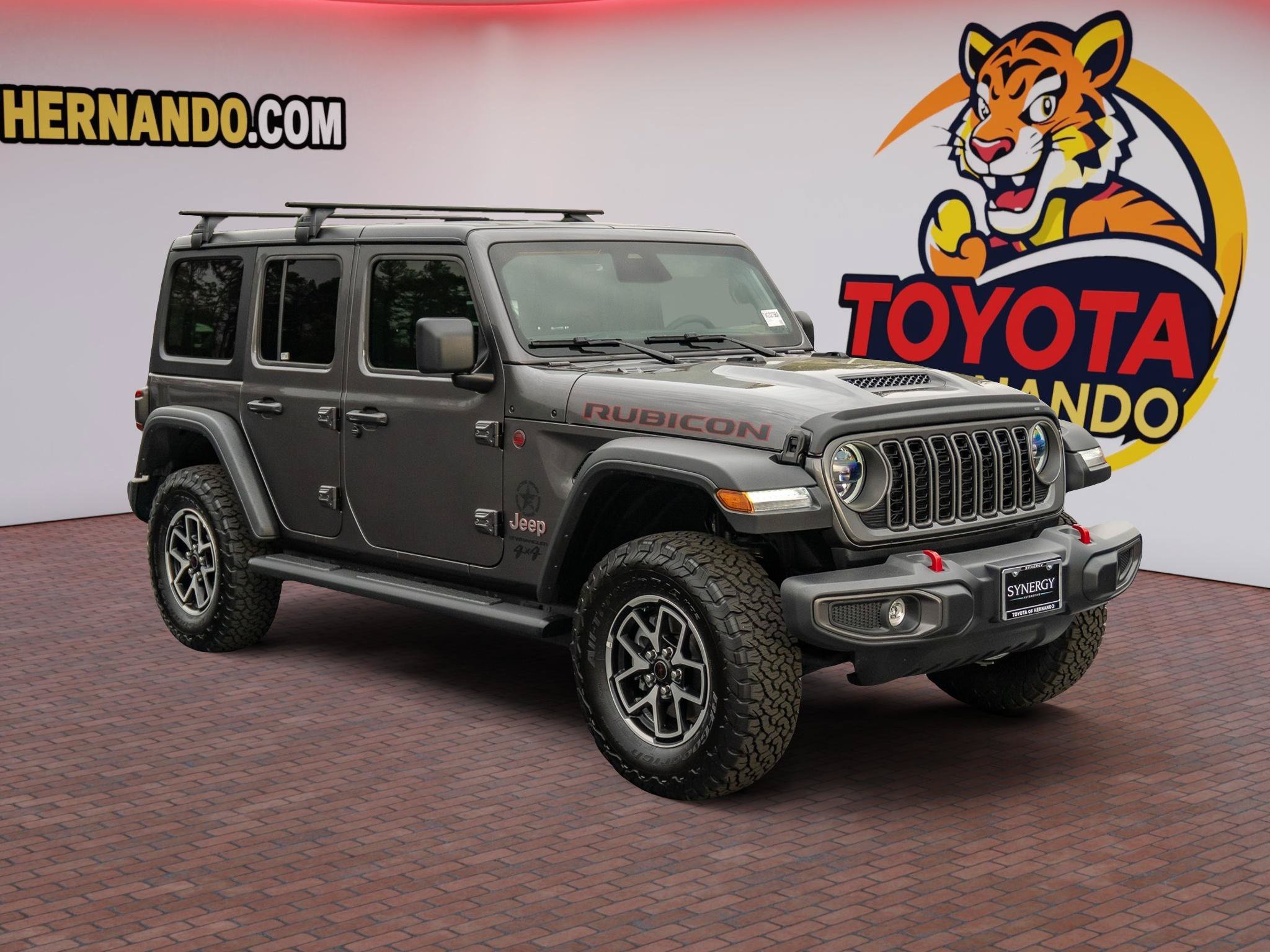 Used 2026 Jeep Wrangler Unlimited Rubicon AWD/4WD image 3