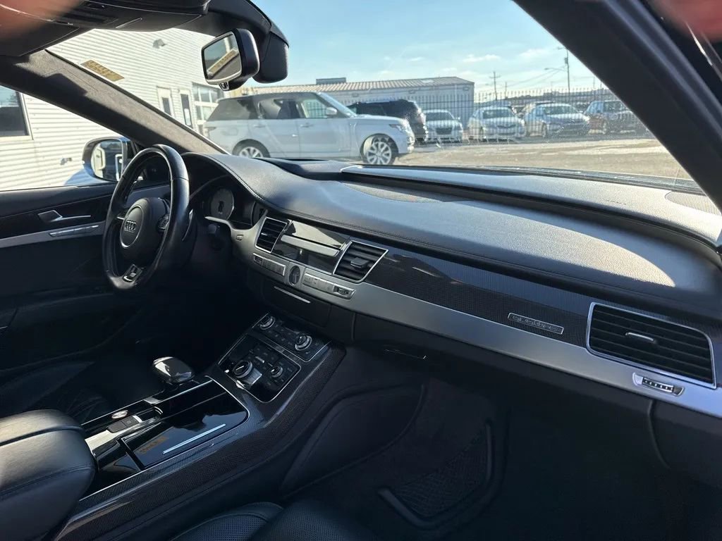 Used 2015 Audi S8 w/ S8 Cold Weather Package image 24